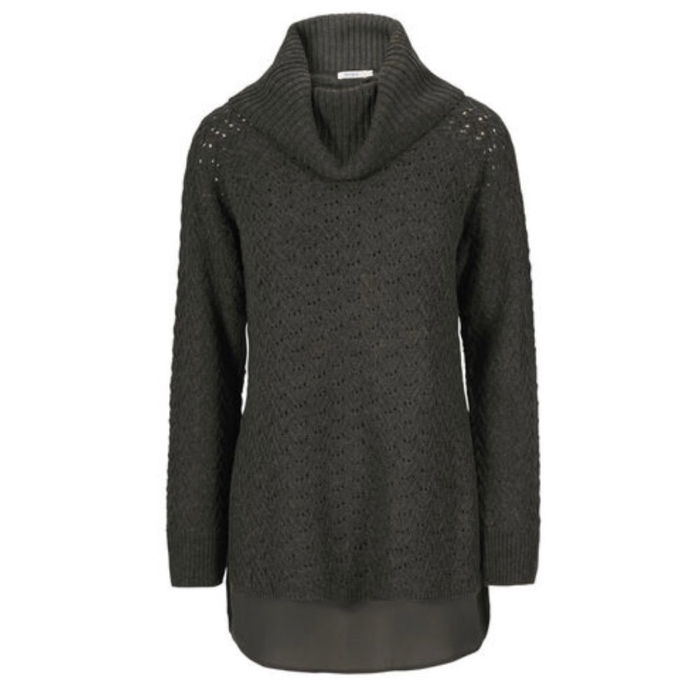 👻🎃CLEARANCE🎃👻 Ricki’s grey cozy double layer sweater